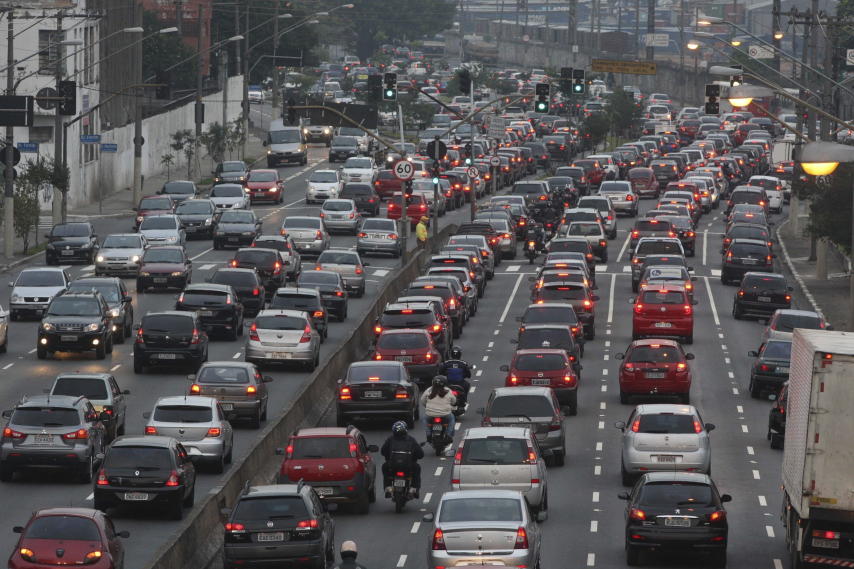 auto traffico