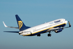 Ryanair_b737 800_nykoping_ei csv_arp