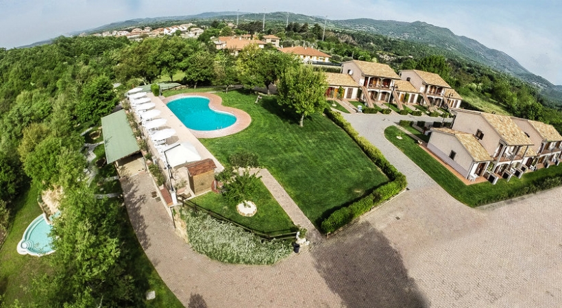 10 VILLAGGIO LE QUERCE