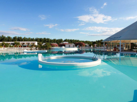 1 CLUB ESSE SUNBEACH