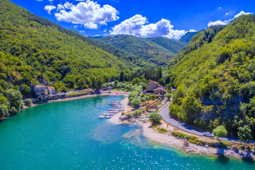 LAGO DI SCANNO E BORGO 1