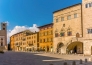 COLLEVALENZA E TODI 06