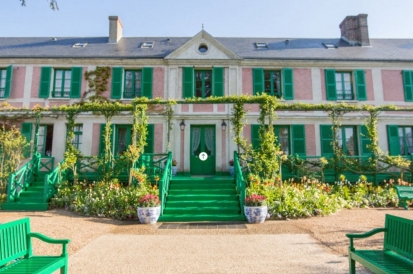 casa_monet_magazine1