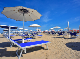 hotel cortina   rimini