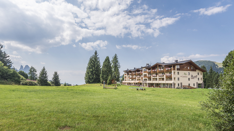 hotel steger dellai   alpe di siusi 00