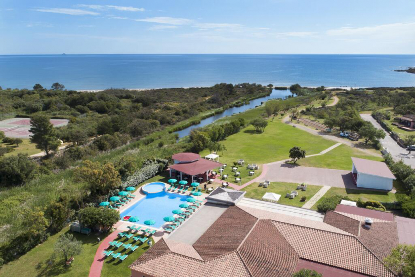 li suari club village NEXUS   San Teodoro 03