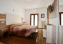Hotel ti Bionda   Serramonacesca 11