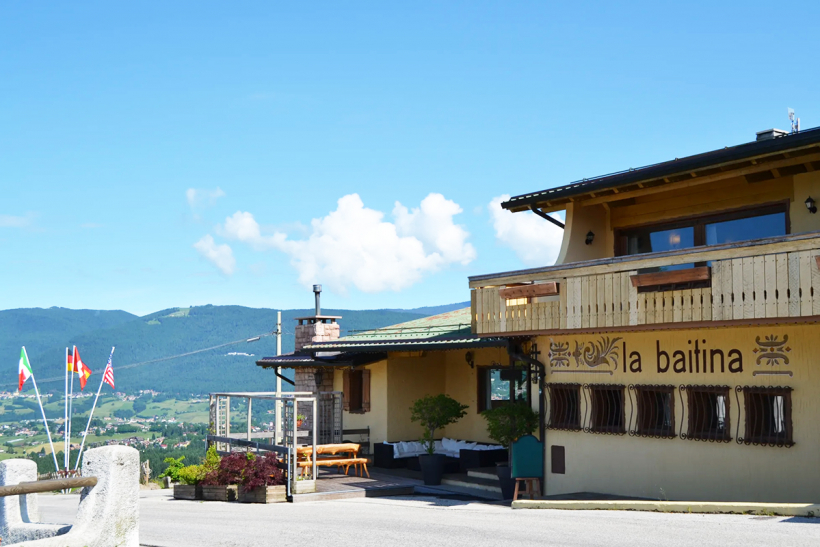 hotel ristorante la baitina   asiago 00