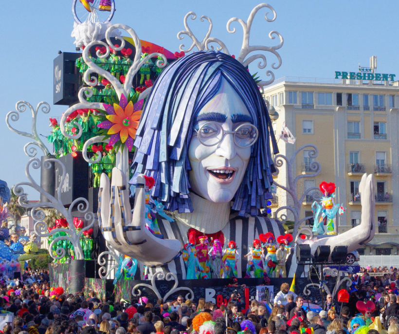 Carnevale di viareggio e Lucca   00
