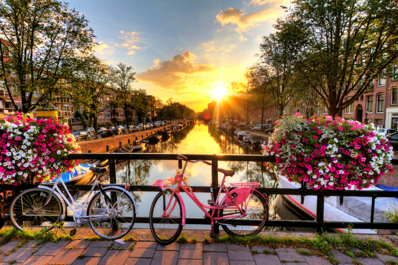 Amsterdam, Edam, Volendam, Marken, La Grande Diga, Delft, LAia, Rotterdam   01
