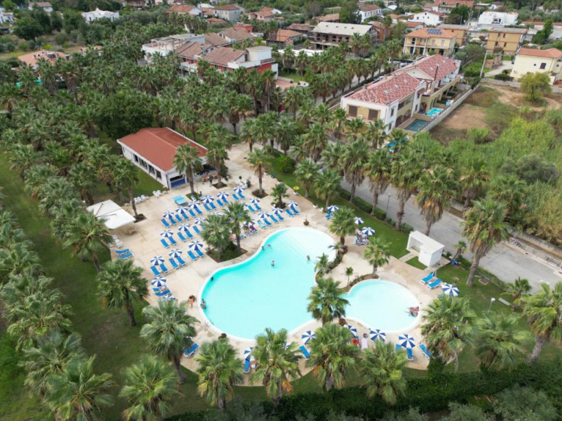prince franklyn hotel   castellabate 00