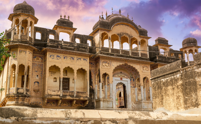 INDIA   18