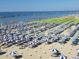 2 HOTEL VENEZIA BEACH   SAN MAURO MARE