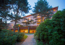 8 DISNEY SEQUOIA LODGE