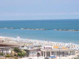 hotel family hotel marina beach   lido adriano   23